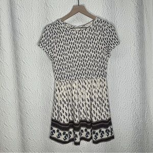 FOREVER 21 Floral Rayon Swing Midi Girls Back Zippered Dress